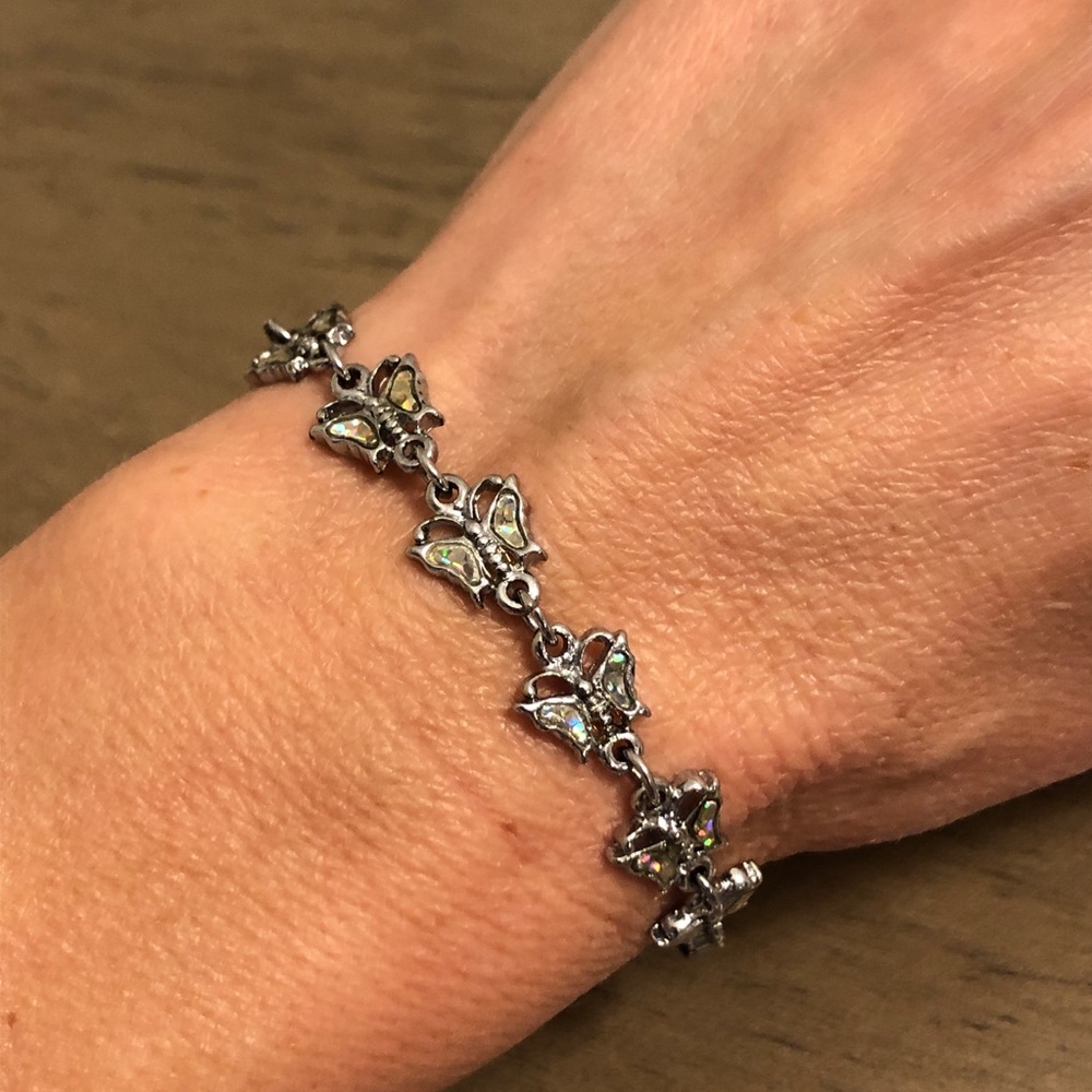 Elegant Silver Tone Sparkly Butterfly Bracelet